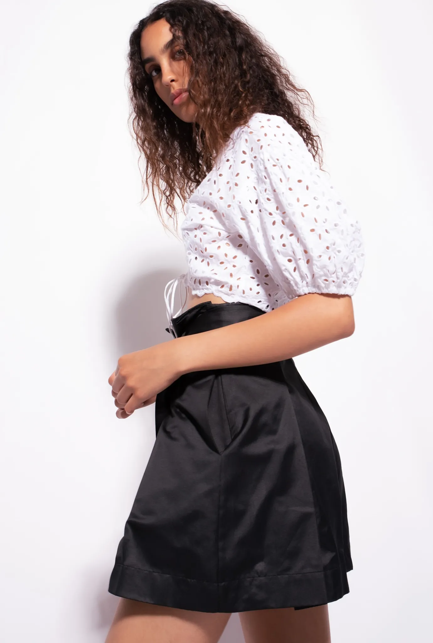 Topwear|PINKO Crop Top En Broderie Anglaise De Coton Blanc Brill.