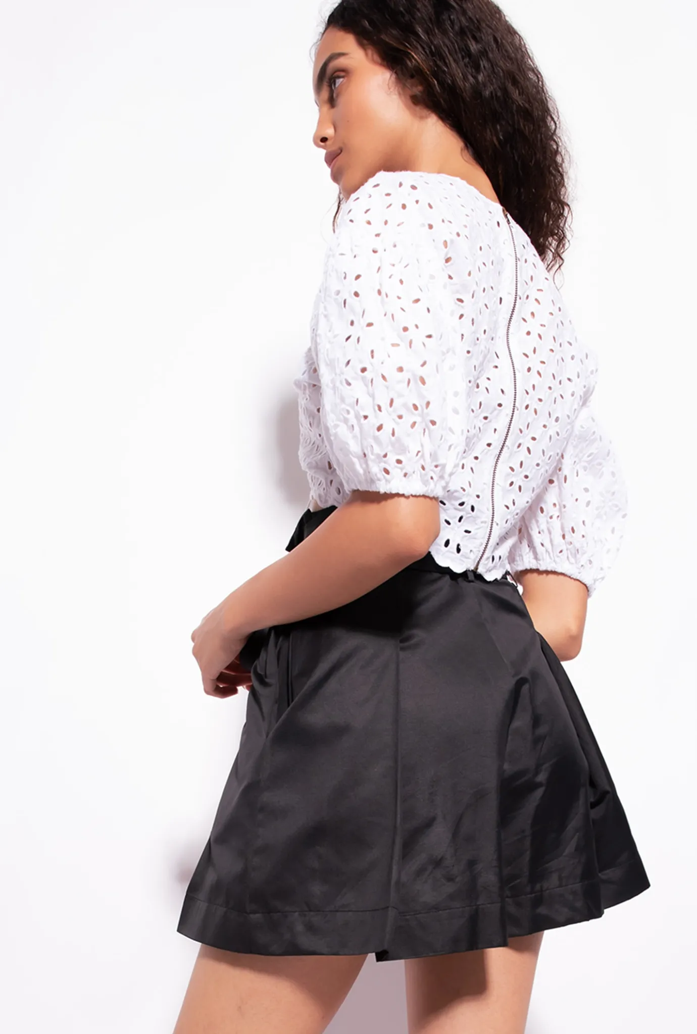 Topwear|PINKO Crop Top En Broderie Anglaise De Coton Blanc Brill.