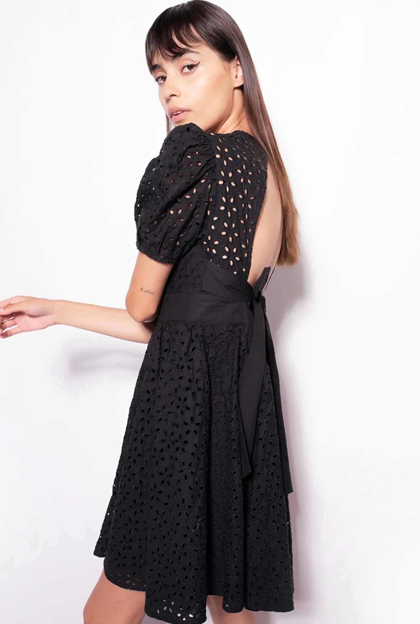 Robes|PINKO Mini-Robe En Broderie Anglaise Noir Limousine