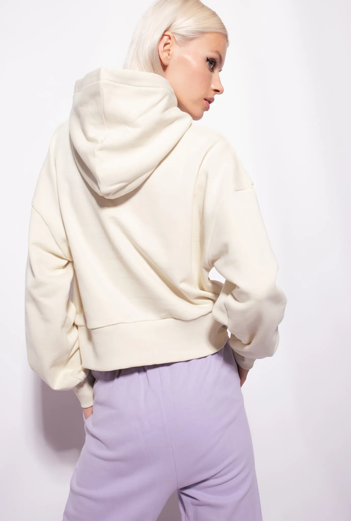 Tailleurs Et Ensembles|PINKO Sweat-Shirt Cropped A Logo Imprime Vert Pelouse