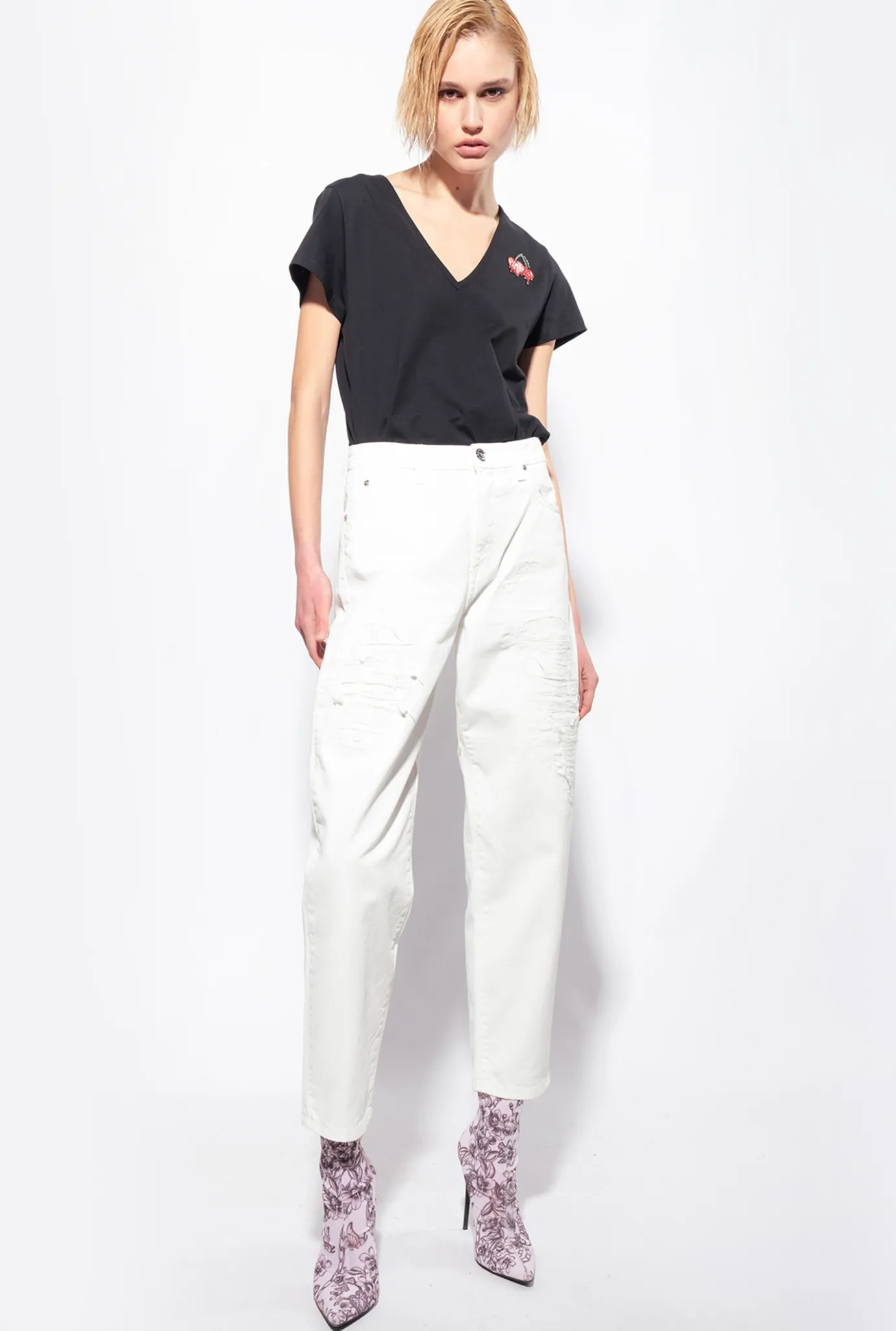 Topwear|PINKO T-Shirt A Broderie Cerises Noir Limousine
